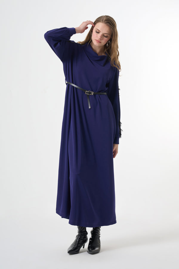 Kadife Detaylı Elbise