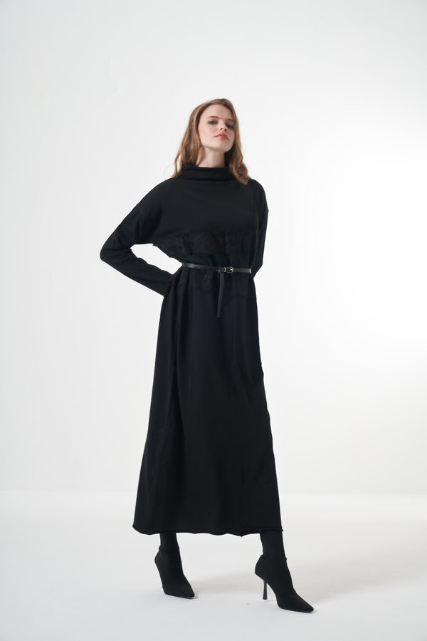 Triko Dantel Detaylı Elbise