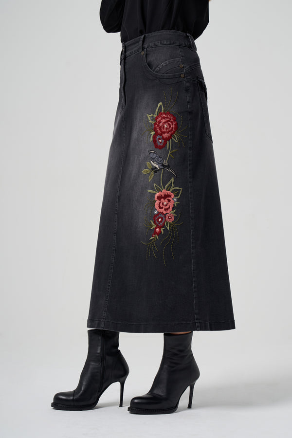 Nakış Detaylı Kot Etek